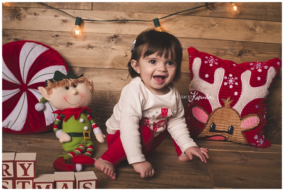 Montgomery Christmas Minis
